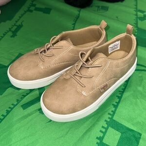 Size 11 toddler shoes